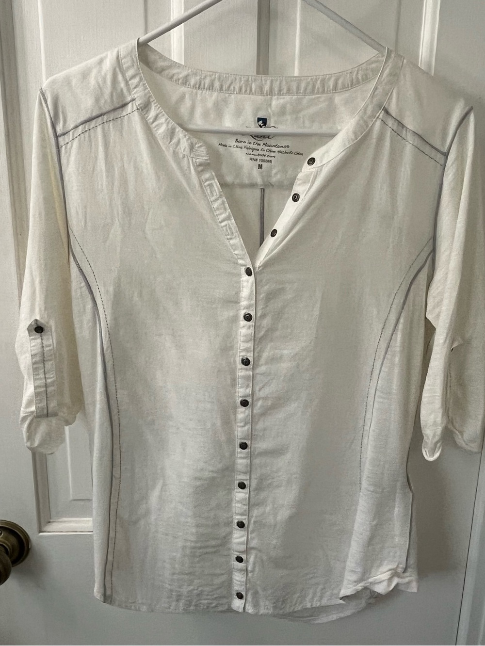 KÜHL women's linen-blend button-down shirt. Size medium